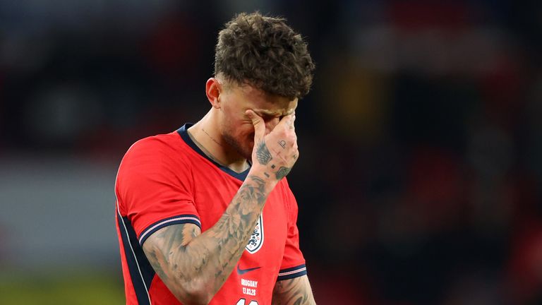 Match nul Angleterre Uruguay avec but controversé