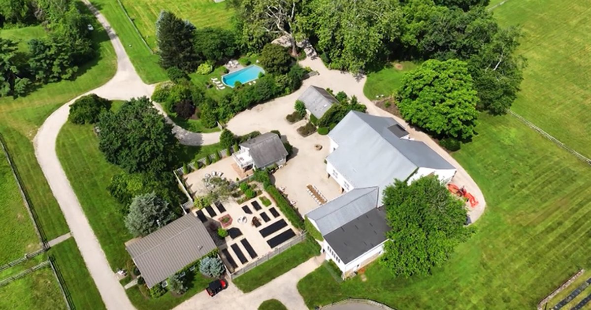 يولاندا حديد تعيد إدراج مزرعتها للبيع