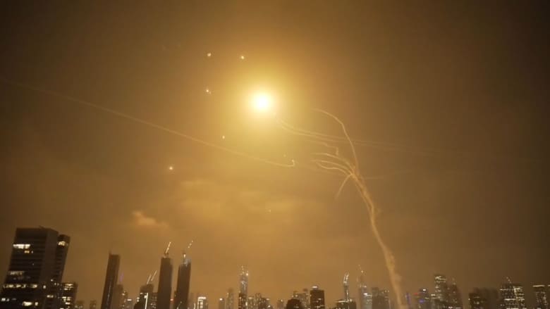 Escalade militaire entre l'Iran et Israël : frappes intensifiées