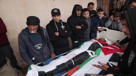 غزة تحت وطأة الكارثة الصحية: 10 قتلى و44 مصاباً