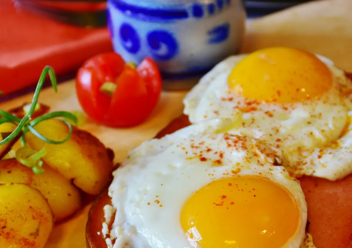 Haferflocken und Eier: Die beste Frühstückswahl