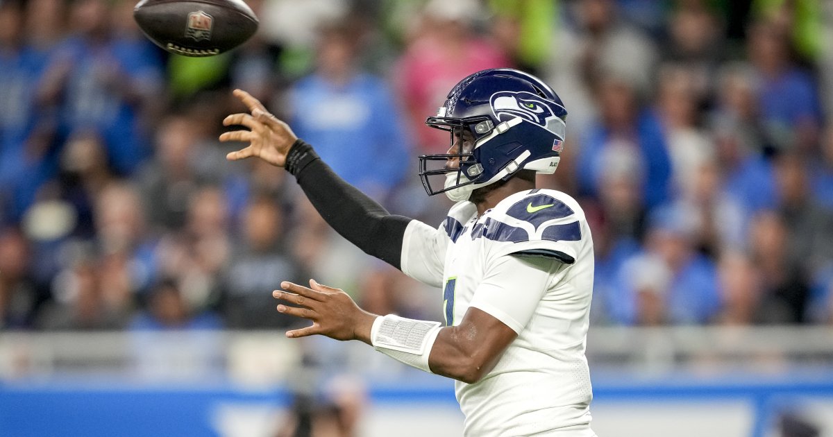 Gino Smith é o quarterback titular dos Giants