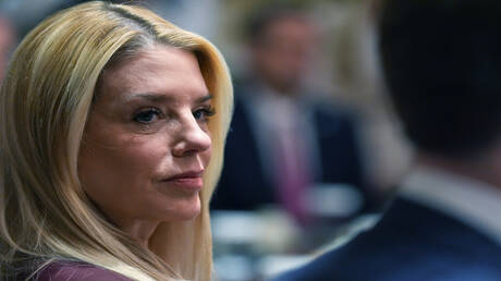 Trump envisage de limoger Pam Bondi, ministre de la Justice