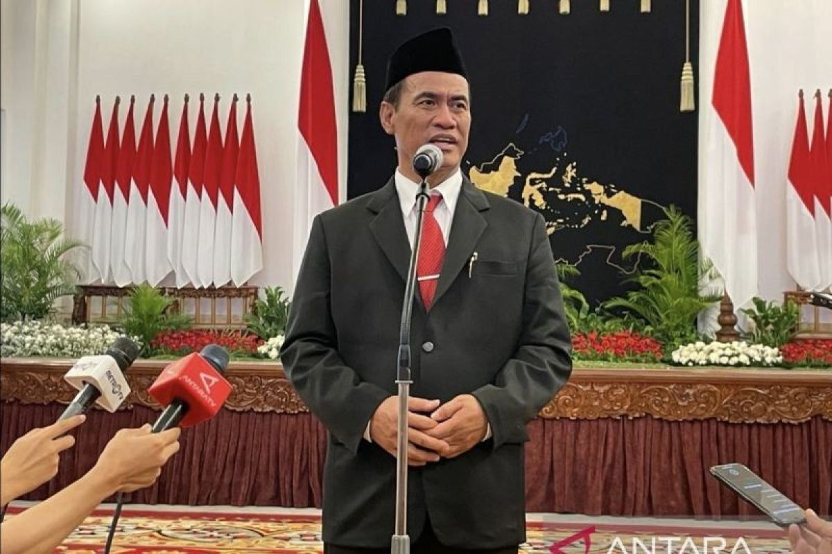 UAE Confirms Food Supply Stability and Warns Against Stockpiling