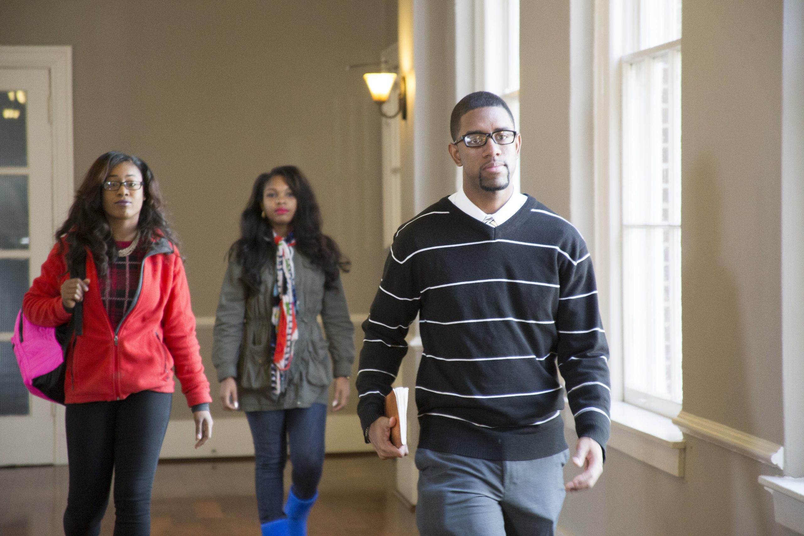 تحذيرات من وزارة التعليم الإندونيسية حول PTNBH