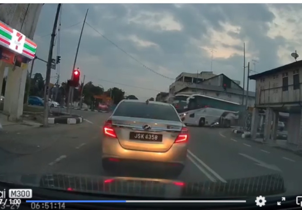 Malaysia Prepares Cloud Seeding to Combat Heatwave