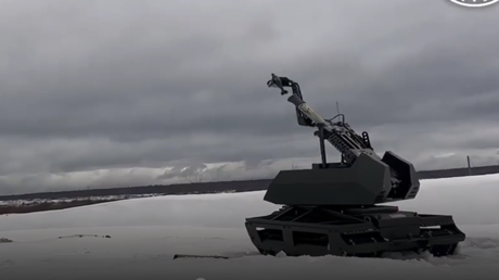 اختبارات روبوت كورير العسكري الروسي