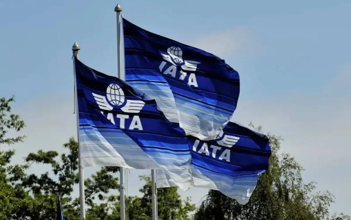 استعادة إمدادات وقود الطائرات وتأثيرها على الطيران