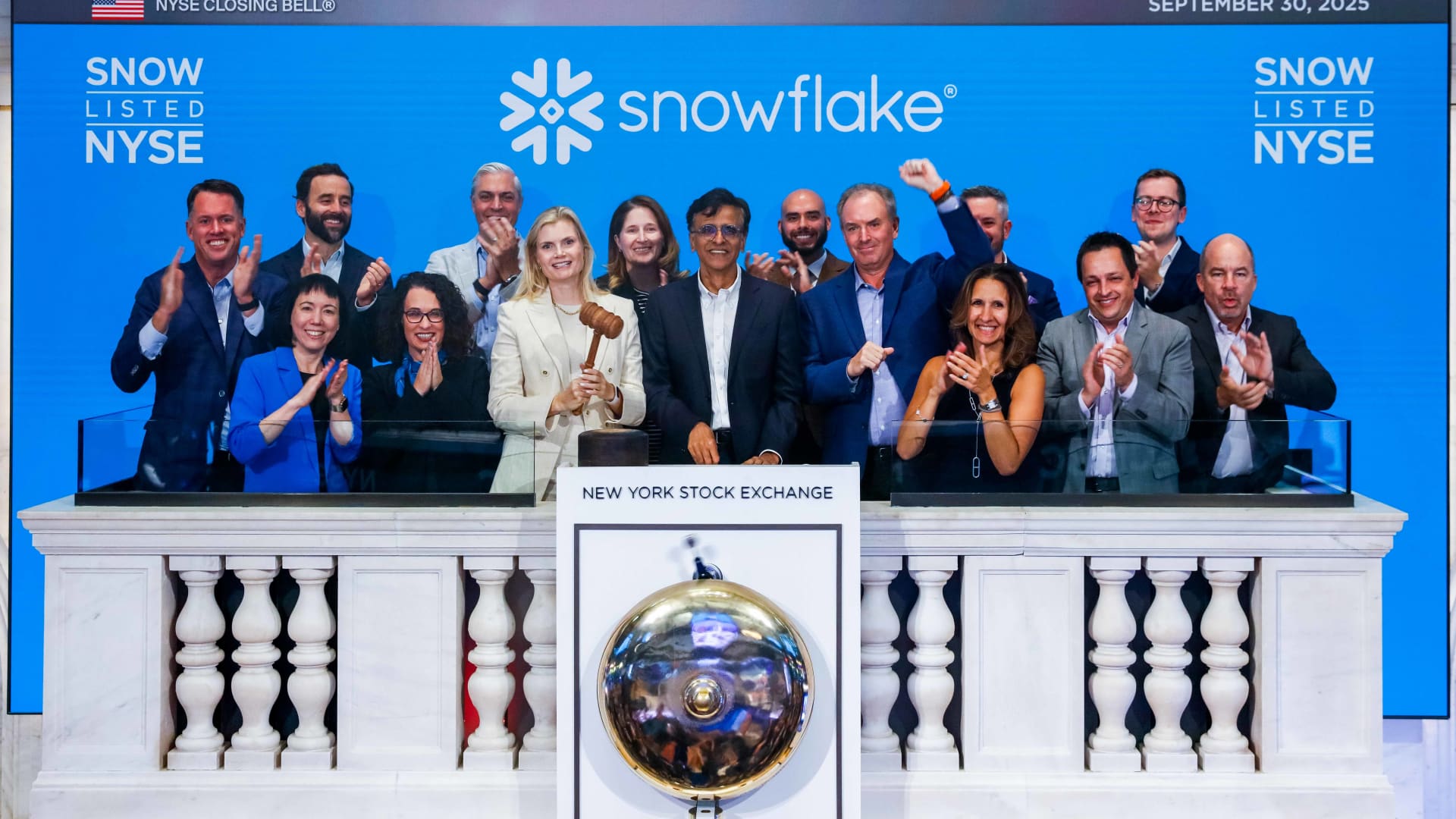 Snowflake-Aktien steigen um 36% dank KI-Investitionen