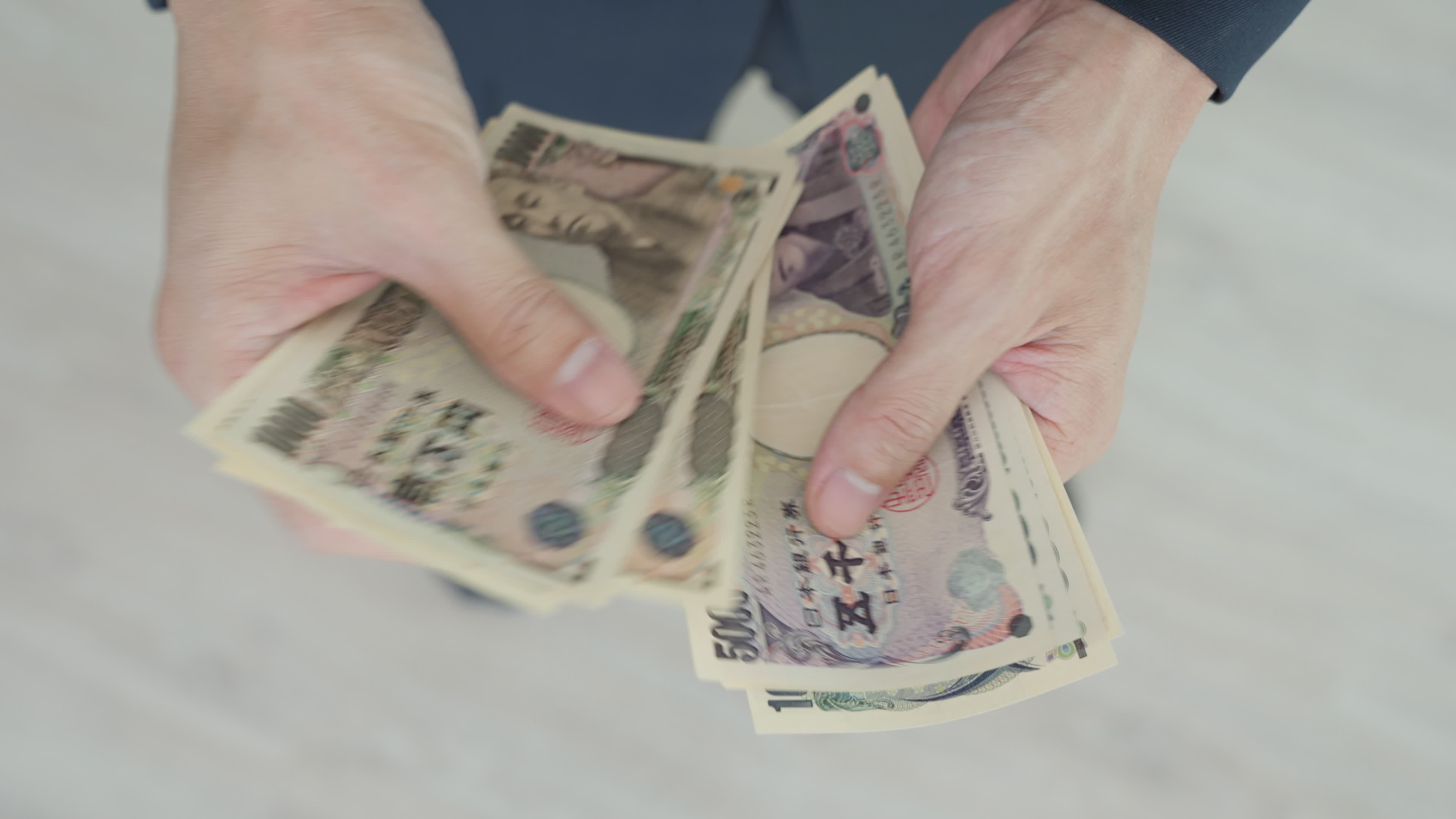 جاپان کی جانب سے 160 ین کی سطح پر انتباہات