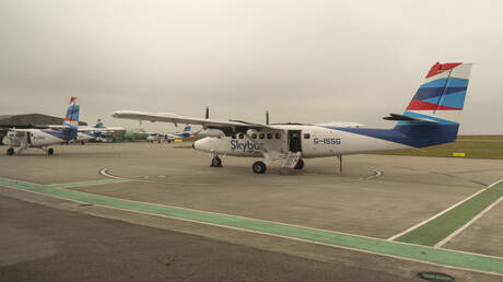 شركات الطيران البريطانية تلغي رحلاتها بسبب ارتفاع الوقود