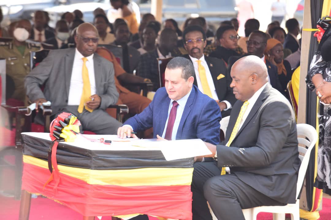 حماس الشباب: تعزيز دور الشباب في المجتمعات العربية