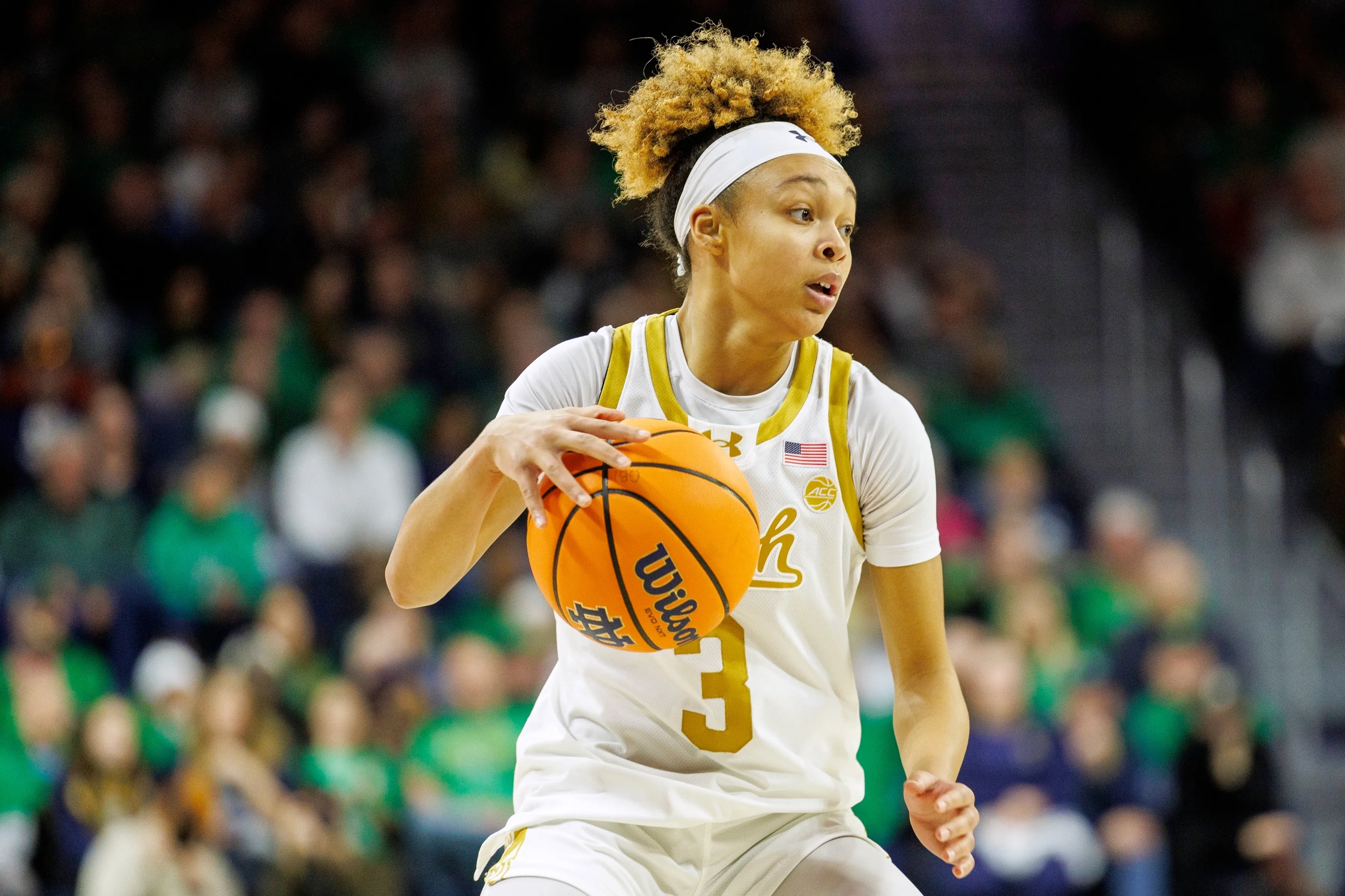 Hana Hidalgo mène Notre-Dame à la victoire contre Vanderbilt