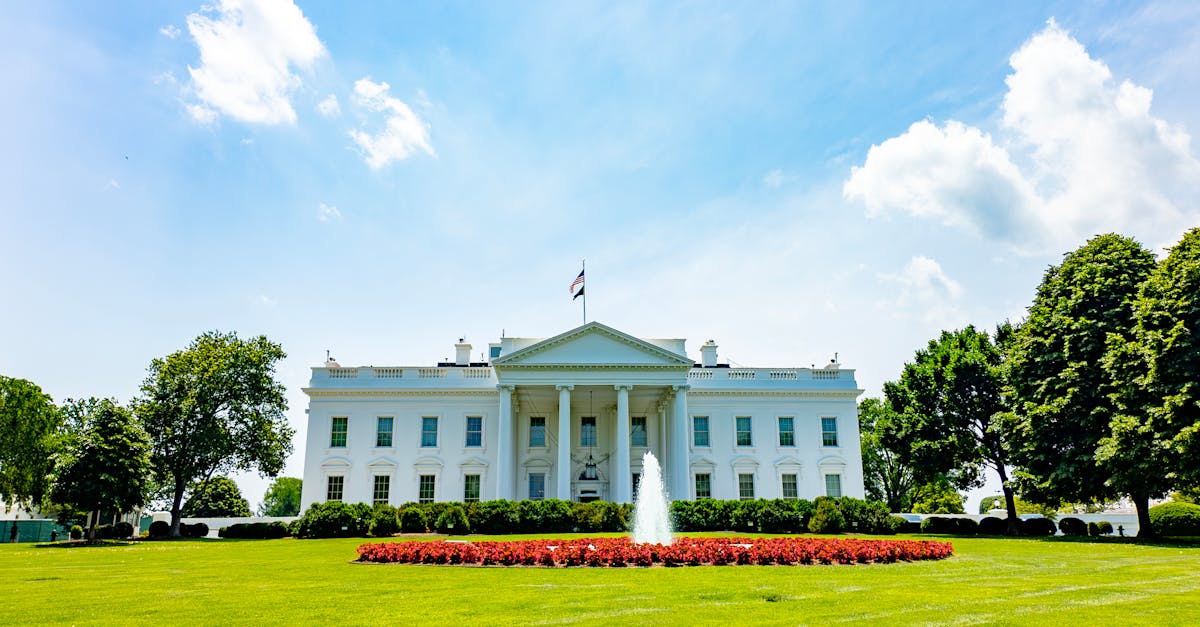 ترامب يكشف عن خطط لحل النزاع مع إيران