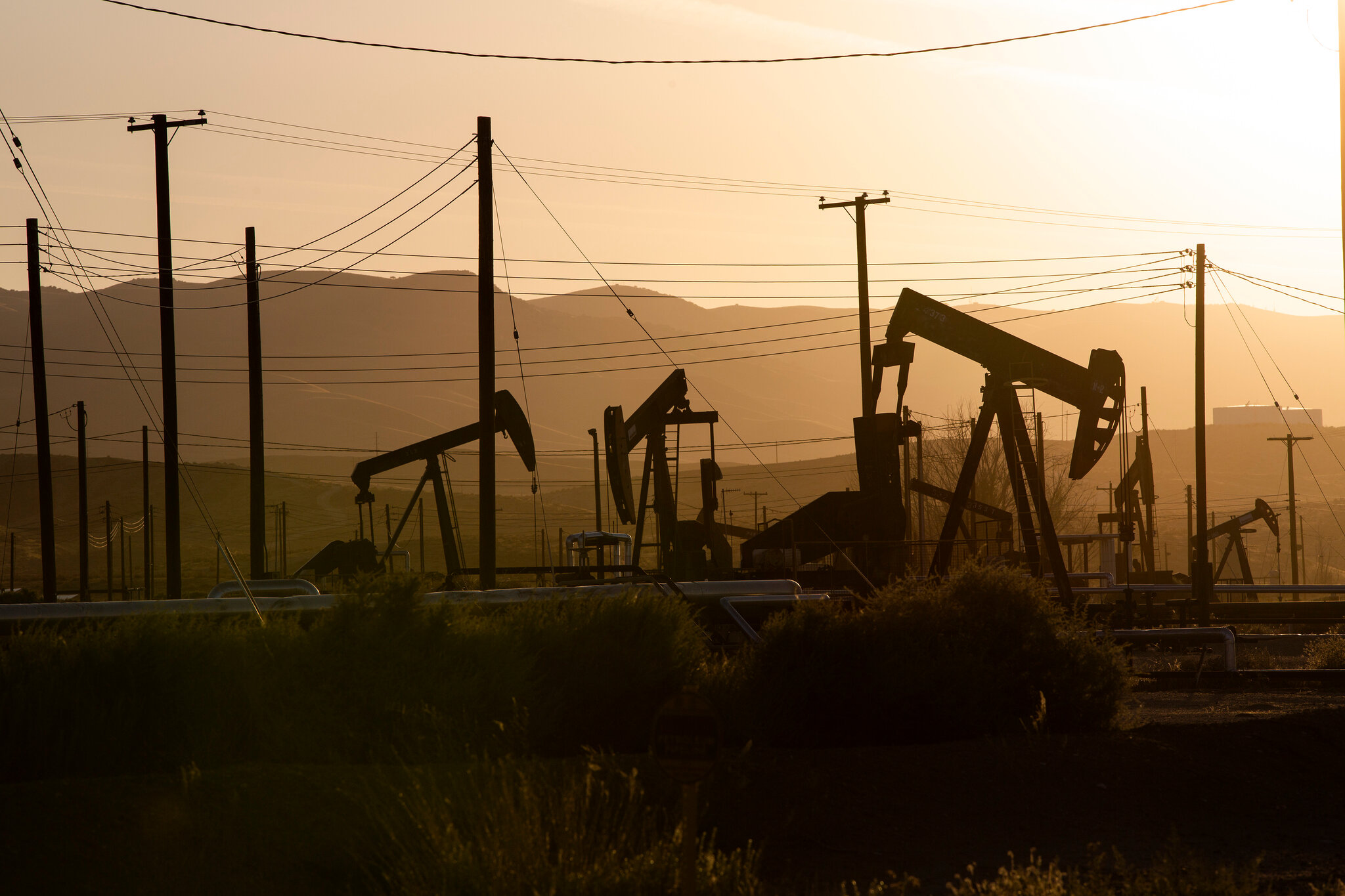 استقرار أسعار النفط وتأثيره على الاقتصاد العالمي