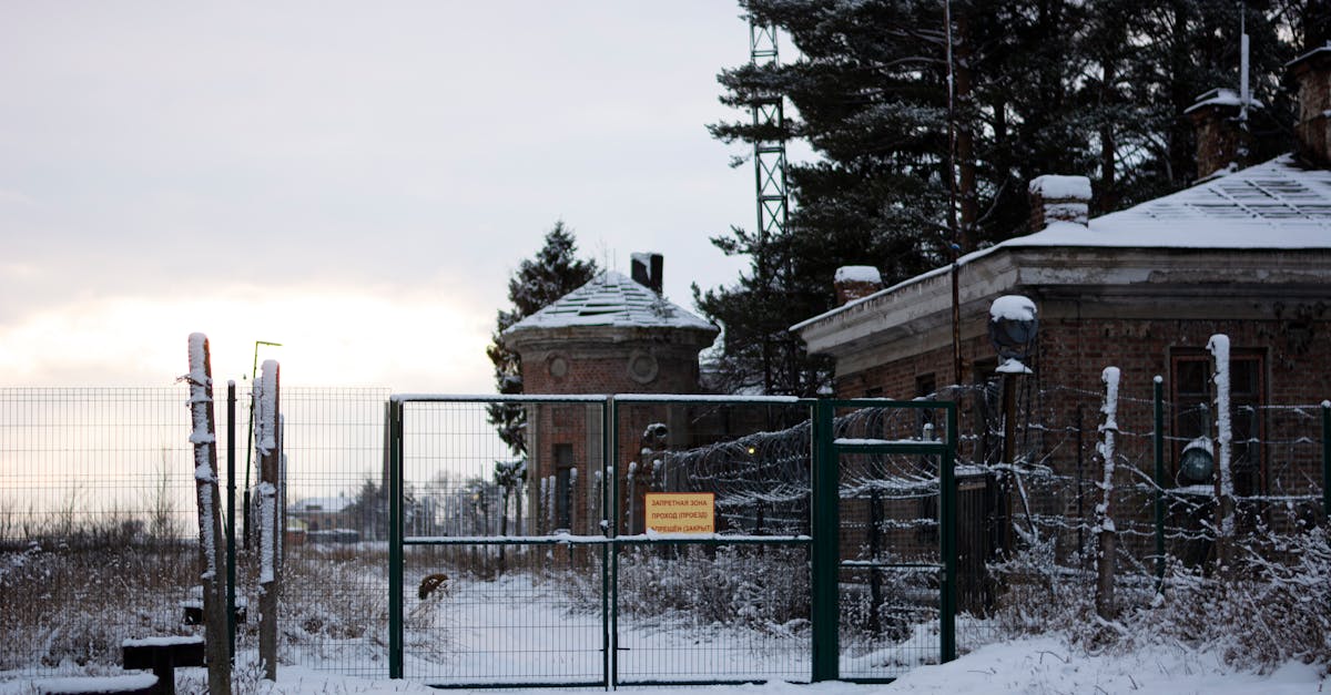 فيديو يثير الجدل حول استهداف إيران لقاعدة أمريكية في الكويت