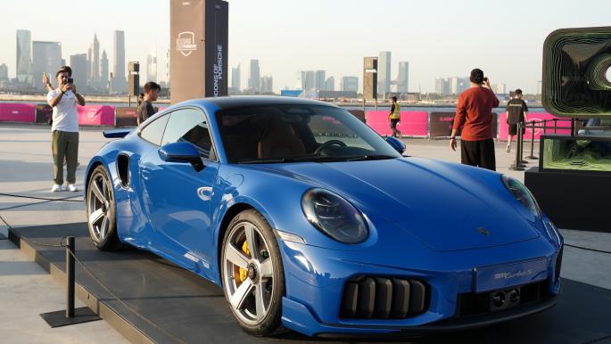 Impact de la guerre sur les bénéfices des voitures de luxe