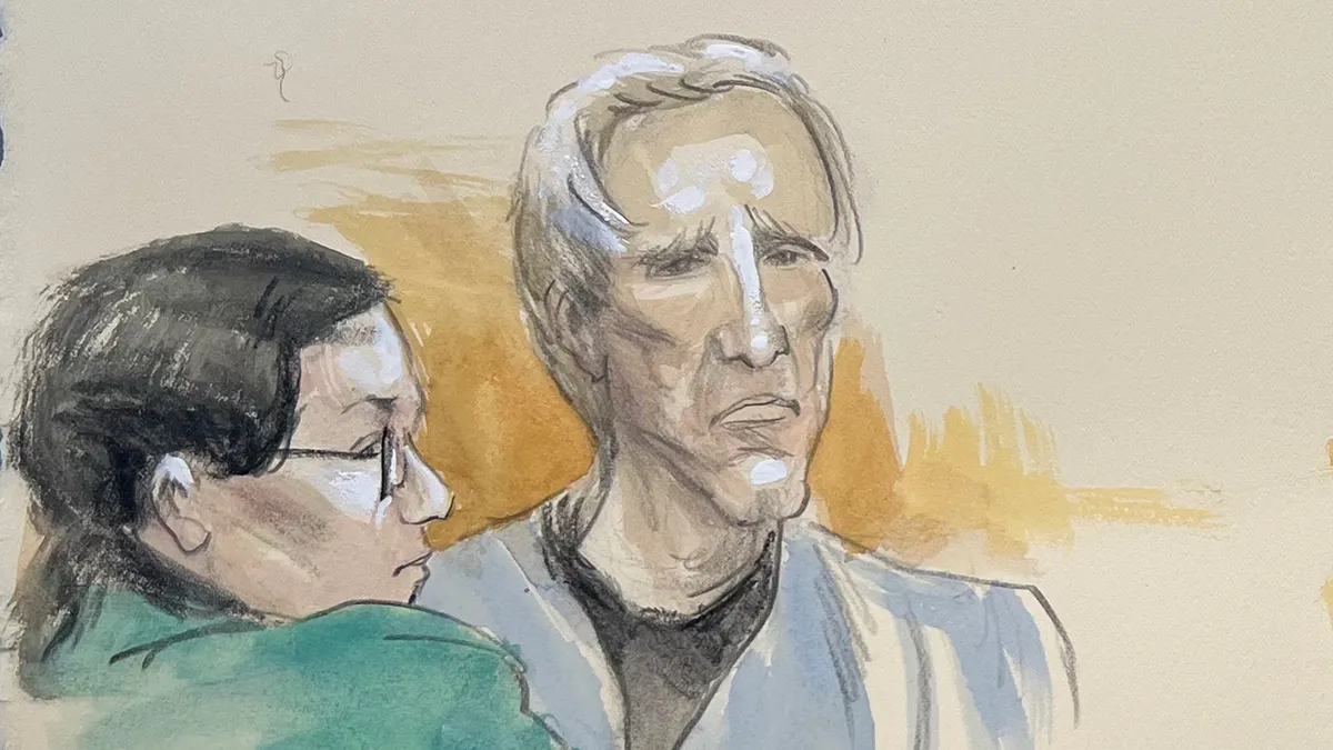 امرأة تنفي تهمة محاولة قتل ريهانا