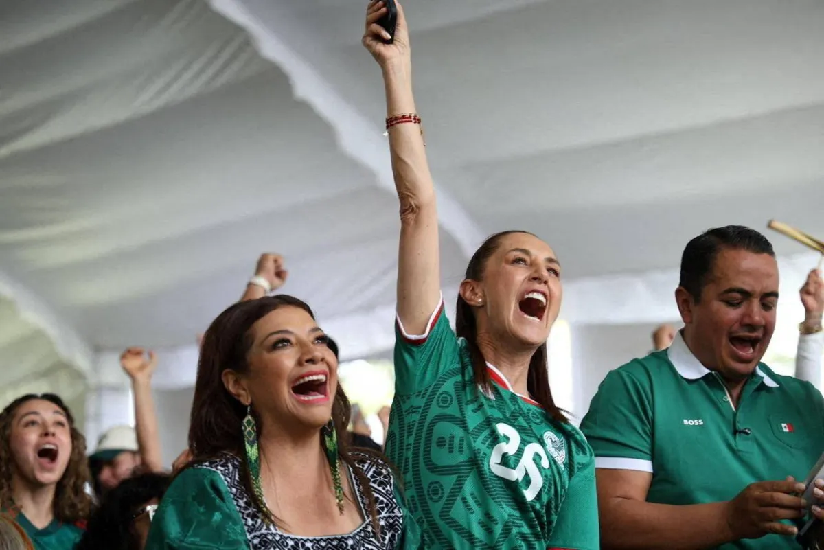 رئيسة المكسيك تبرر غيابها عن كأس العالم بسبب التذاكر