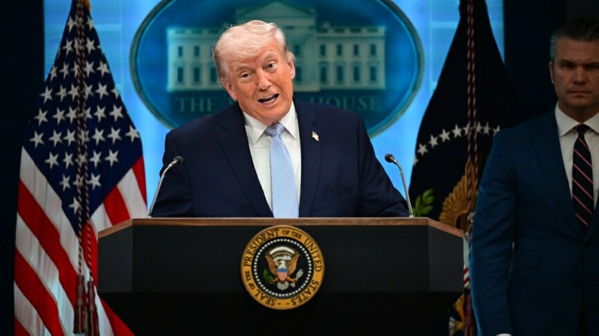 ترامب يُعلن عن تعاون جديد مع إيران بعد تغيير النظام