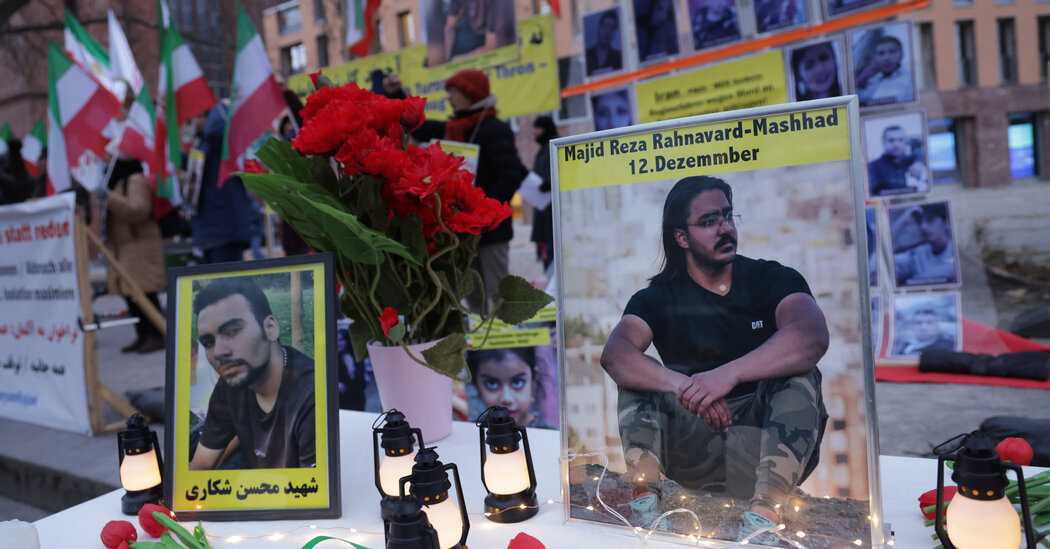 إيران: تسريع إعدام المعارضين