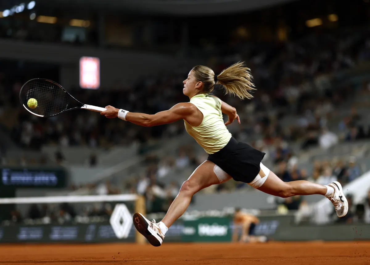Khawalinska reaches French Open final after thrilling win