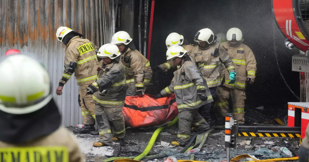 حريق مميت في إندونيسيا: وفاة سيدة ألمانية