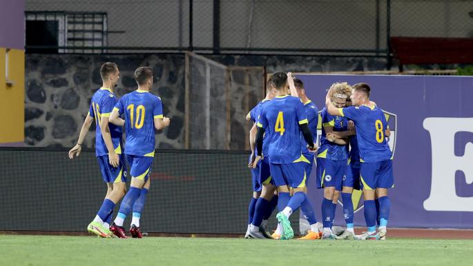 Bosnische Jugend verweigert Handschlag mit Israel