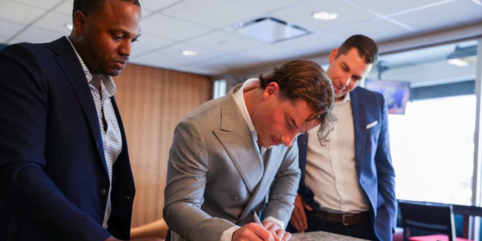 ترافيس بازانا يظهر لأول مرة في الدوري الأمريكي