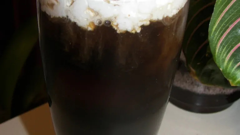 طريقة تحضير آيس كوفي بنكهة البرتقال المنعشة