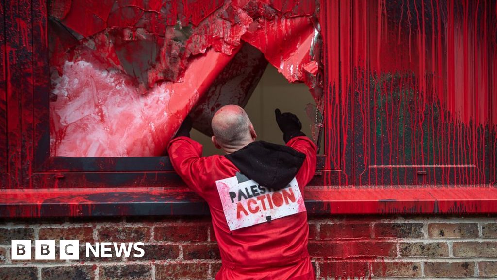 محاكمة عضو في "بالستاين أكشن" بسبب مداهمة مصنع إسرائيلي