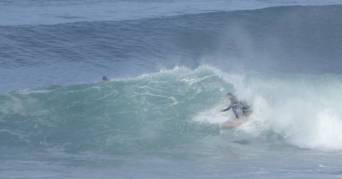 Oscar Ruiz présente une conférence sur l'arbitrage