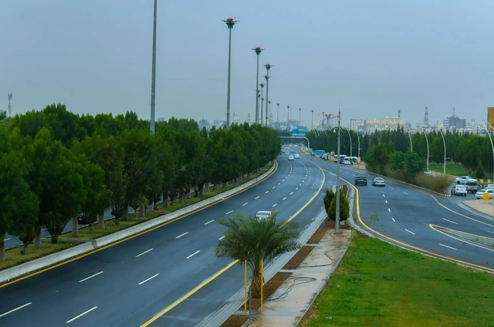 Light Rain and Active Winds Expected in Tabuk
