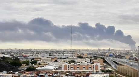 الكويت تعلن تصديها لهجمات جوية معادية