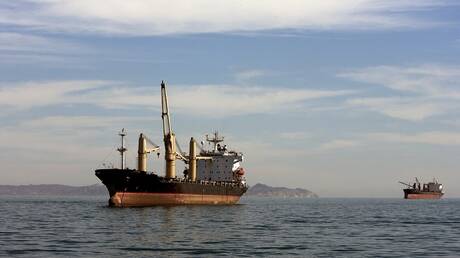 فتح مضيق هرمز مرهون باتفاق لوقف إطلاق النار