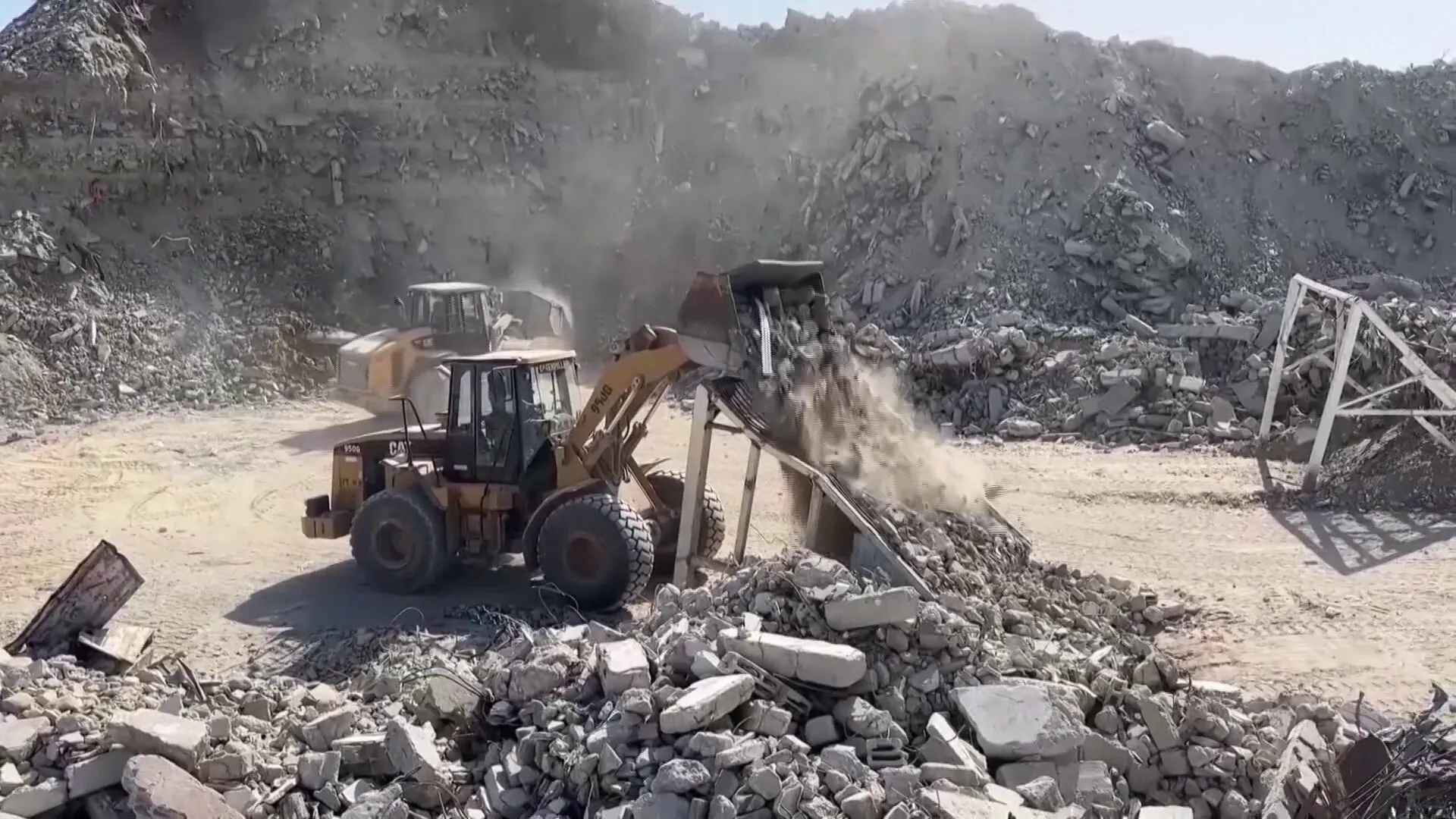 إعادة إعمار غزة: تحويل الأنقاض إلى شريان حياة