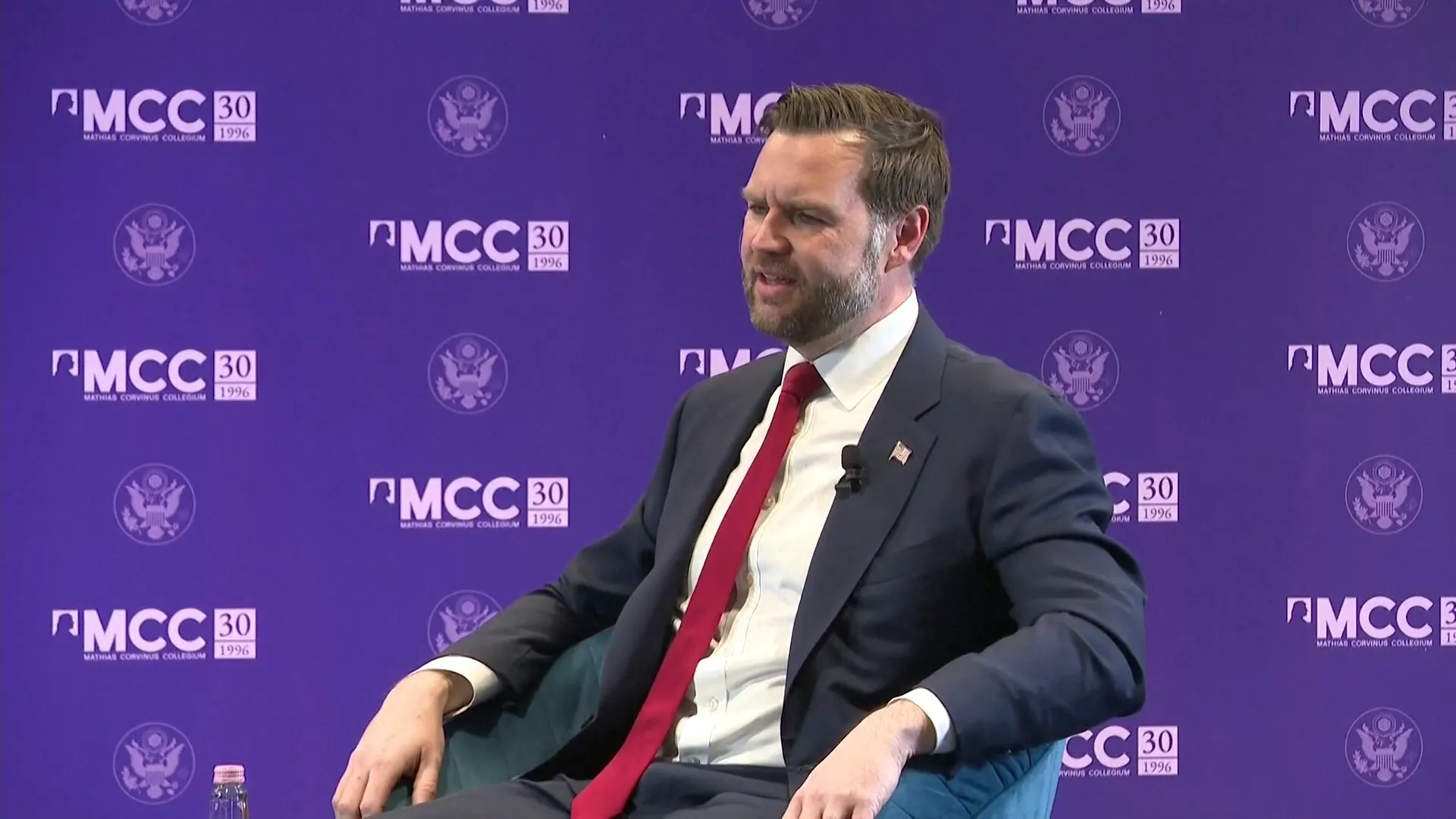 تحذيرات من "هدنة هشة" مع إيران وفتح مضيق هرمز