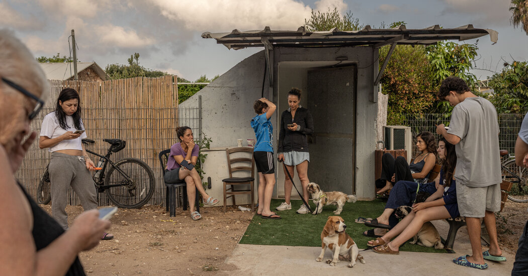 تراجع الدولار الأمريكي بعد وقف إطلاق النار مع إيران