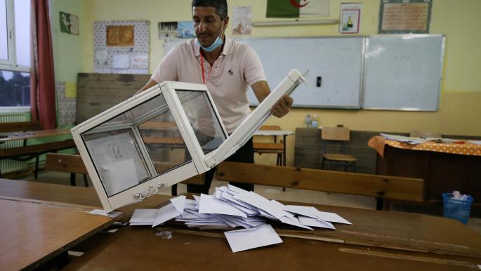 تحذيرات الجزائر من التمويلات الخارجية للانتخابات