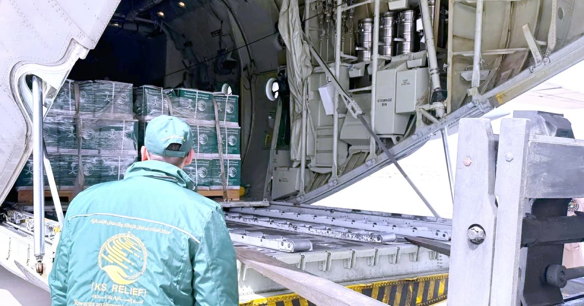 Saudi Relief Flight 83 Arrives in Gaza
