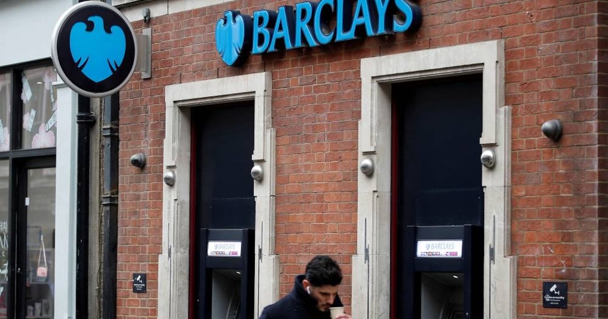 Barclays Cuts Loans for Small Investors Amid Financial Losses