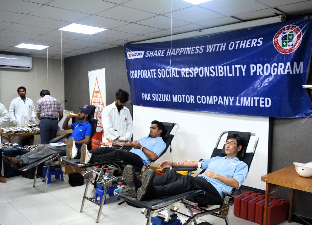 حملة تبرع بالدم في المستشفى الميداني الأردني نابلس