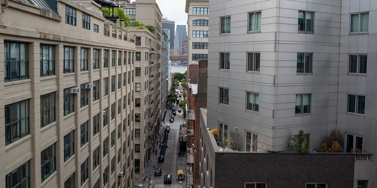 Herausforderungen im Wohnraum in New York: Maßnahmen gegen schlechte Vermieter