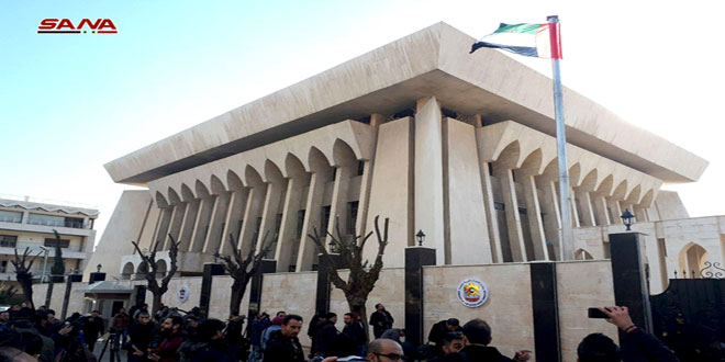 Émirats condamnent les émeutes contre leur ambassade à Damas