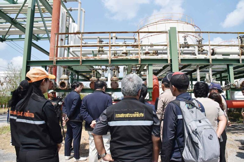 تفتيش مستودعات النفط في تايلاند لمكافحة الاحتكار