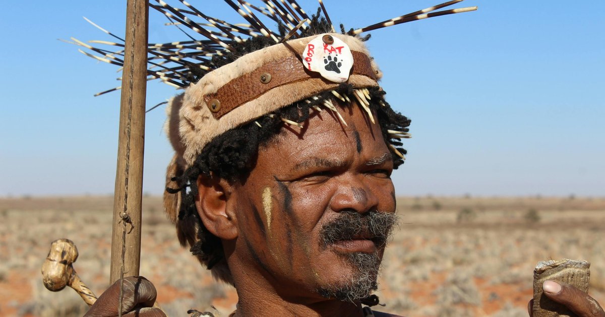 نائب أمير نجران يلتقي مشايخ الشمل لتعزيز التعاون الاجتماعي