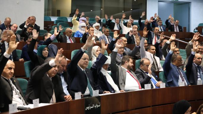 إعادة توزيع مقاعد البرلمان الجزائري قبل الانتخابات