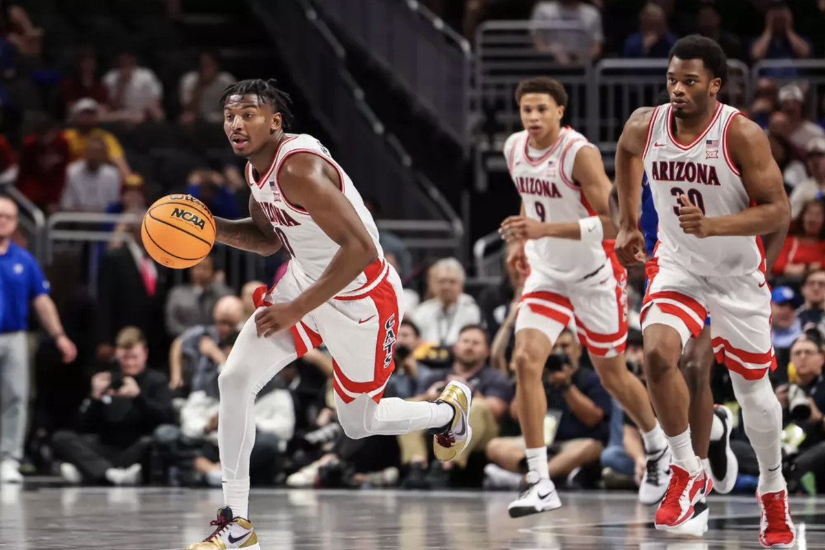 أريزونا تعتمد على اللعب الداخلي في بطولة NCAA