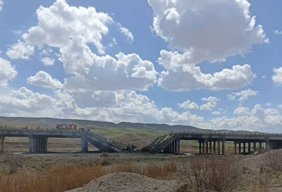 إيران تستعد لمواجهة التهديدات الأمريكية