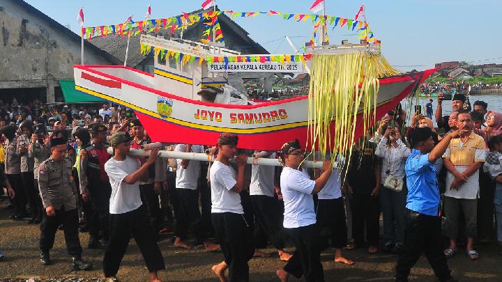 مهرجان لومان في جيبارا الإندونيسية